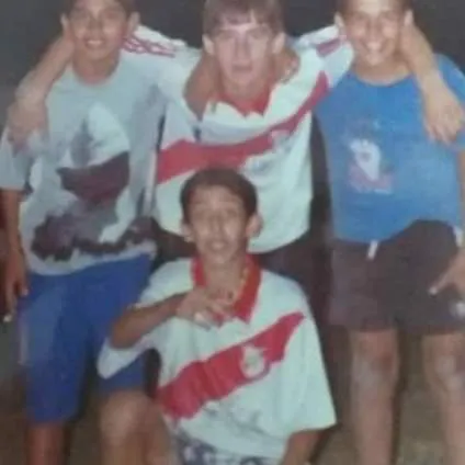 Ángel Di María camiseta River joven