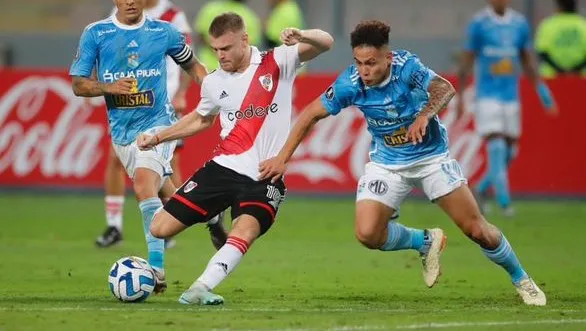 El 4×4 de River ante Sporting Cristal