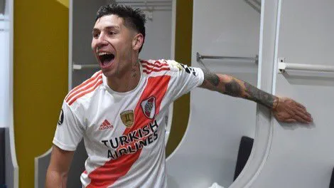 Gonzalo Montiel festejos River vestuario