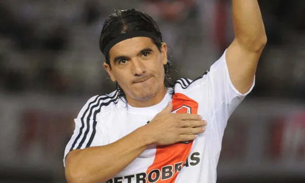 Ortega habló de Carrascal, la Selección y Riquelme
