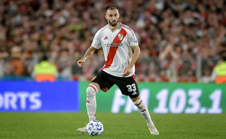 Germán Pezzella a un paso de los 100 partidos Foto: (Getty Images)