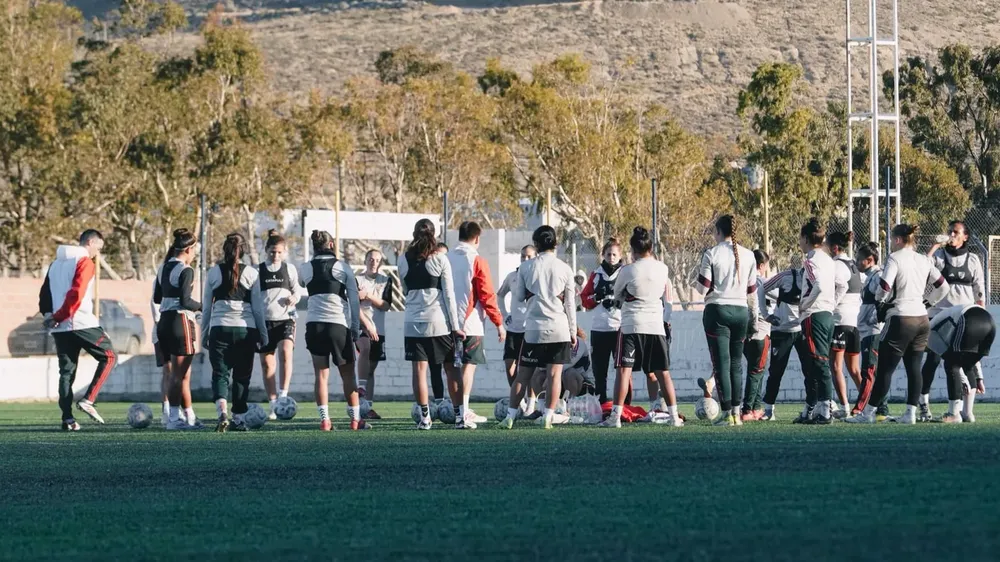 Equipo pretemporada River Femenino plantel