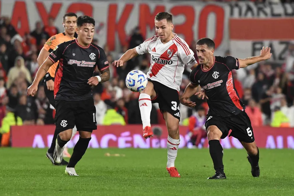 River Barracas Central (1) (1) (1) (1)