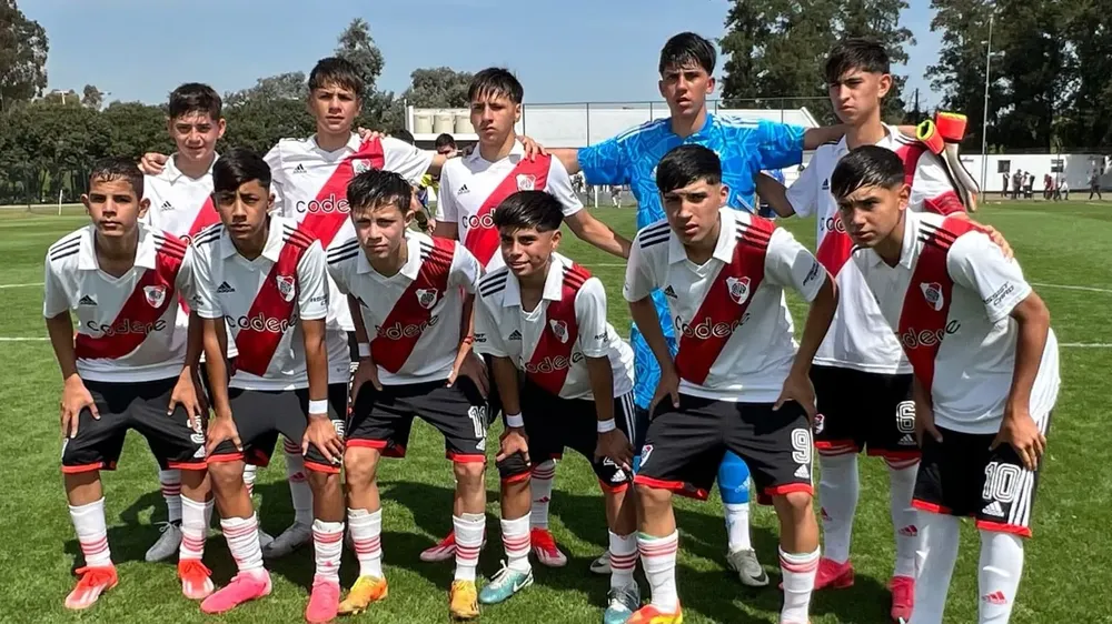 Formación equipo Novena División inferiores River
