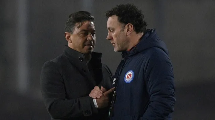 Gabriel Milito Gallardo river Argentinos entrenado