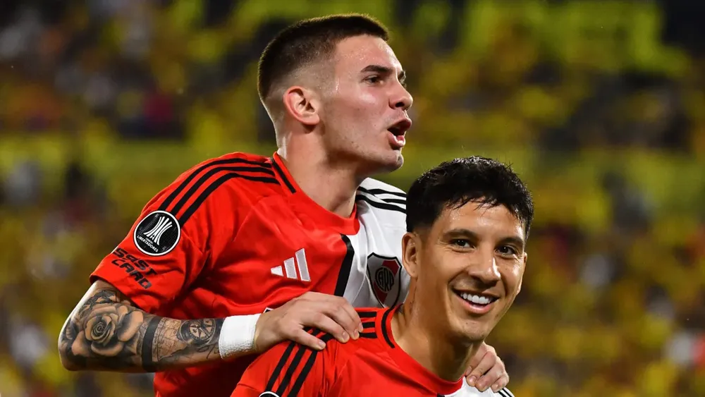 Franco Mastantuono Sebastián Driussi festejo gol River Barcelona