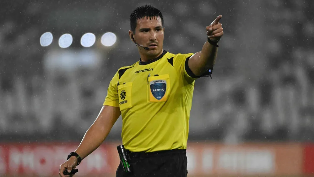 Kevin Ortega árbitro River Conmebol 