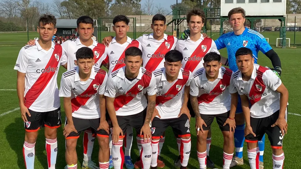 Cuarta División River inferiores