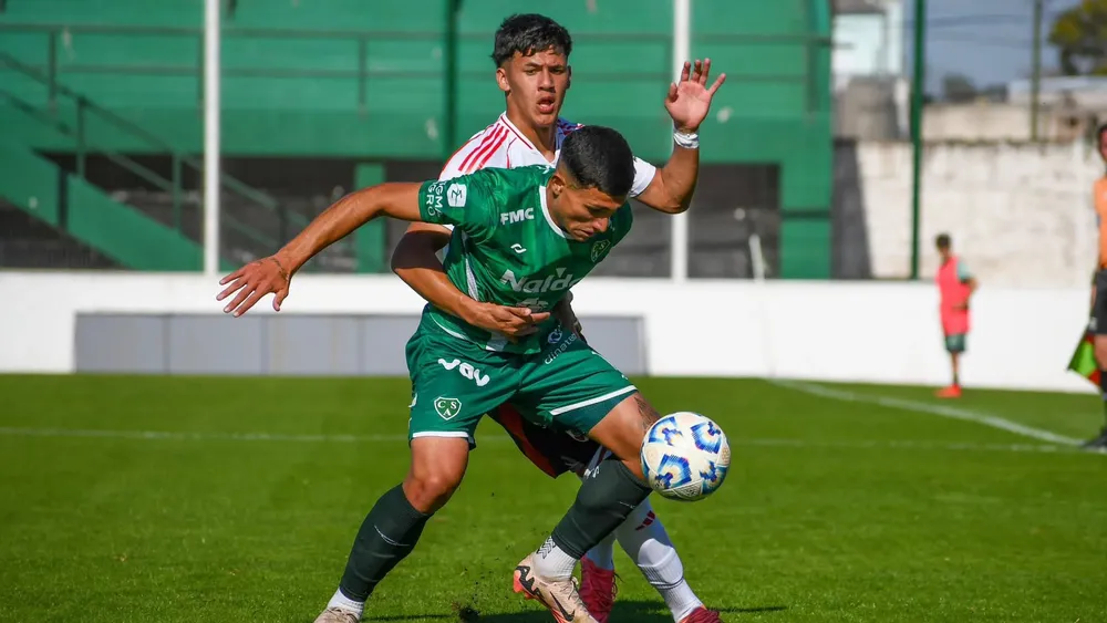 Juan Cruz Meza River Sarmiento Reserva (Foto: Sarmiento)