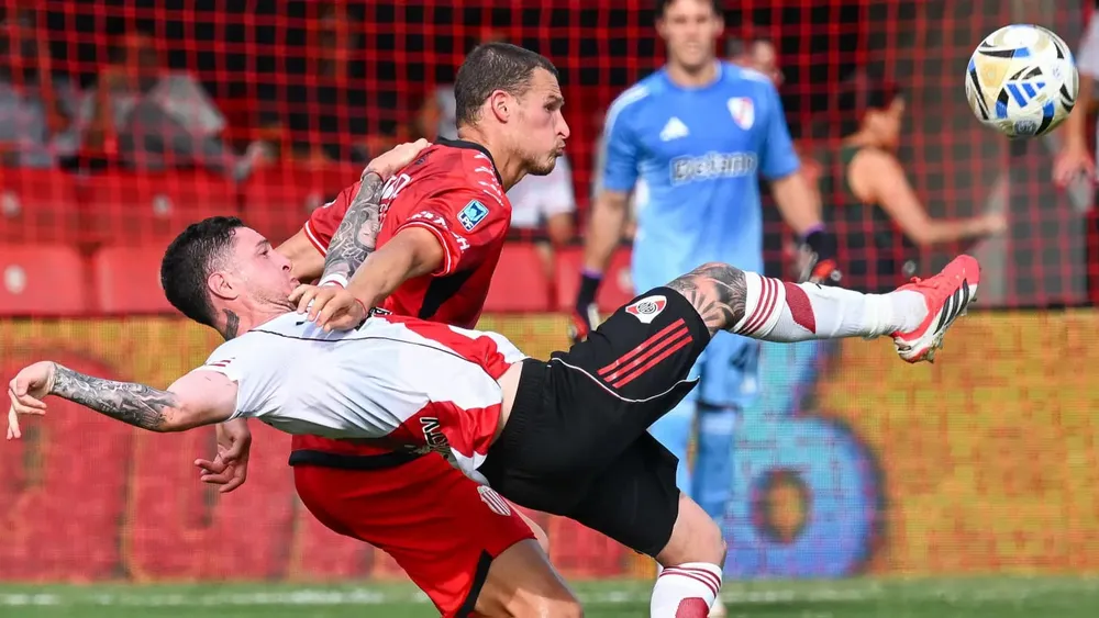 Aníbal Moreno Barracas Central River (Foto: Liga Profesional)