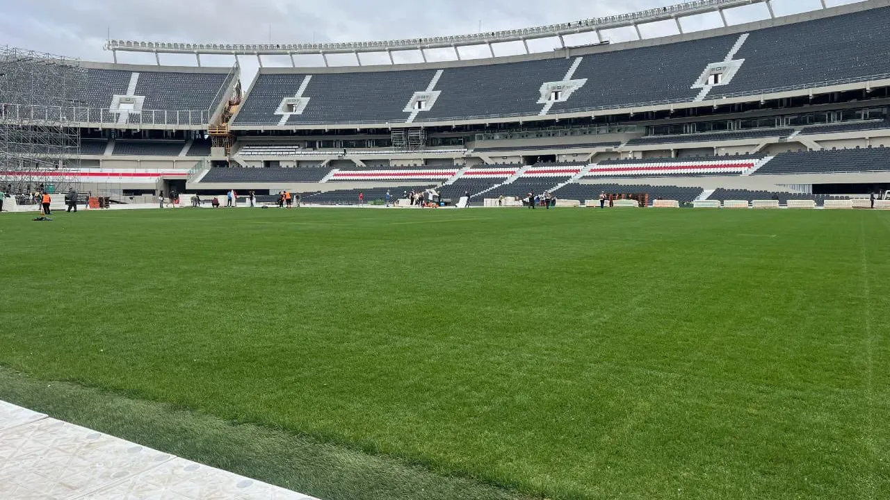 Césped Monumental Paul McCartney