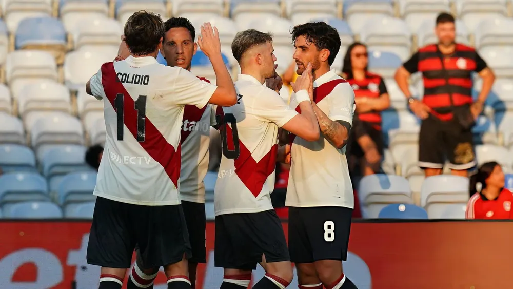 Equipo festejo gol River  (Foto: Getty Images)