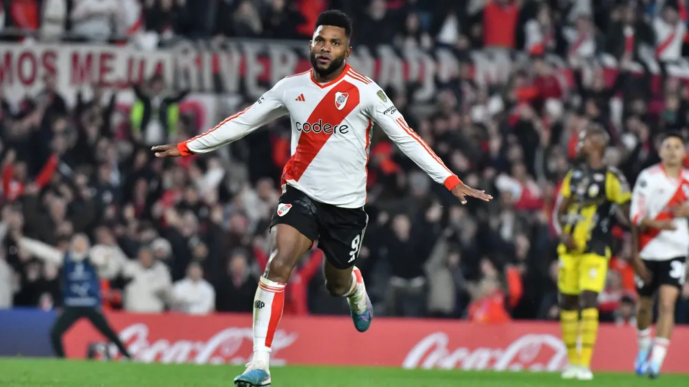 Miguel Ángel Borja festejo gol River Táchira