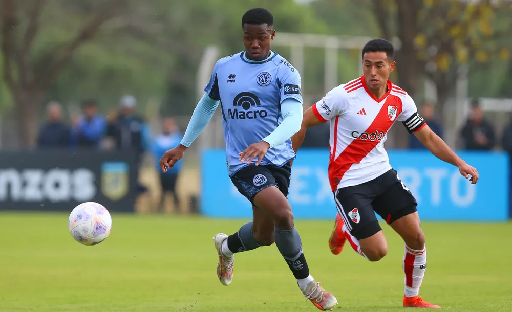 Enzo Aguirre Reserva River Belgrano