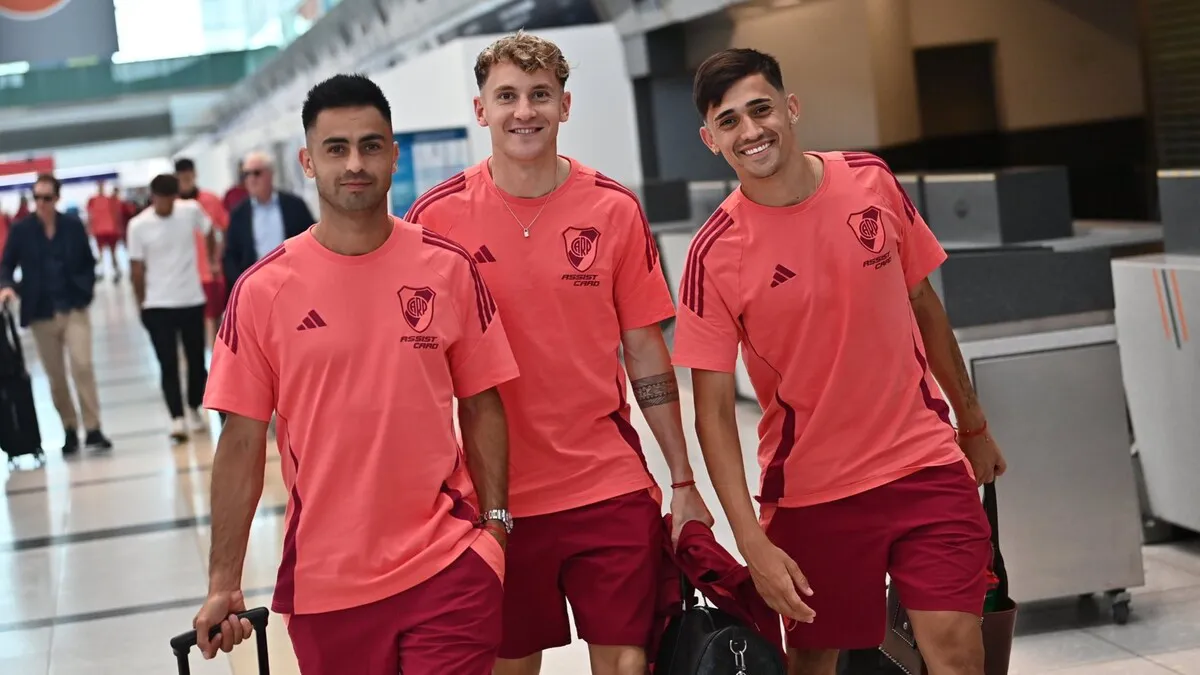 River aeropuerto Gonzalo Pity Martínez Facundo Colidio Pablo Solari (1)