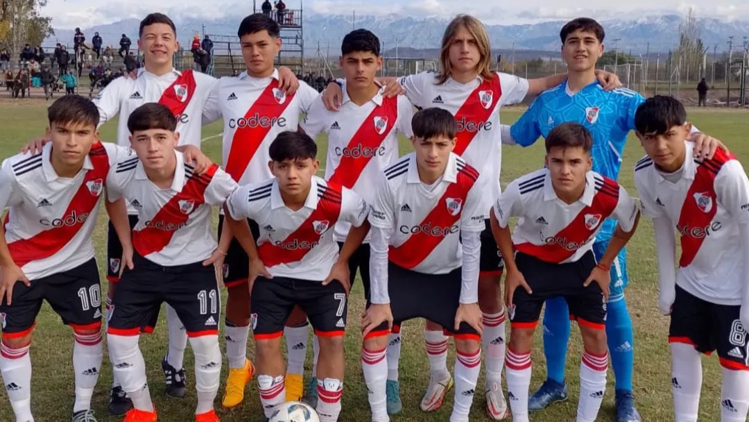 Hijos Demichelis Maxi López Octava River formación (Foto: River desde la Tribuna)