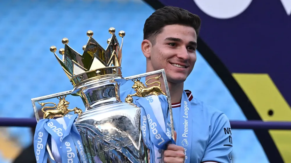 Juián Álvarez campeón Premier League