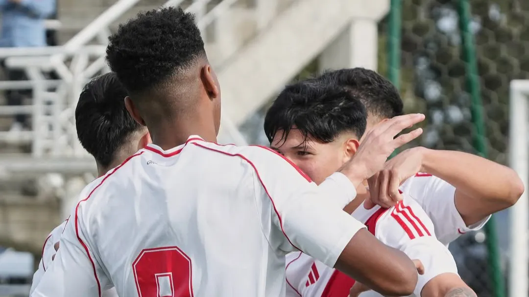 Equipo inferiores River festejo gol (Foto: River Plate)