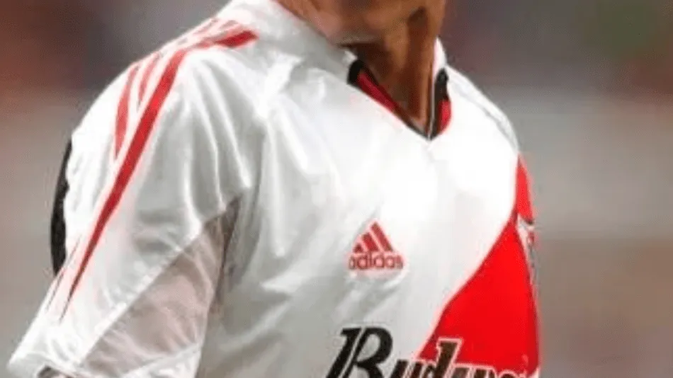 Camiseta River 2004 vieja