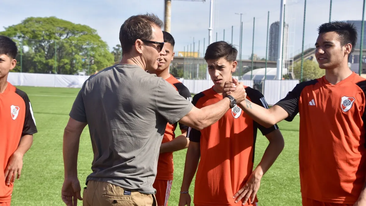 Jorge Brito Inferiores predio Cantilo (1)