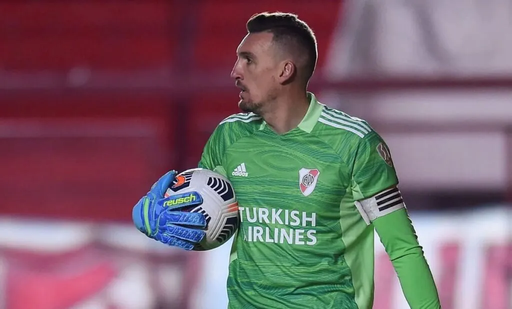 Franco Armani: "Estoy feliz por la vuelta de Juanfer"