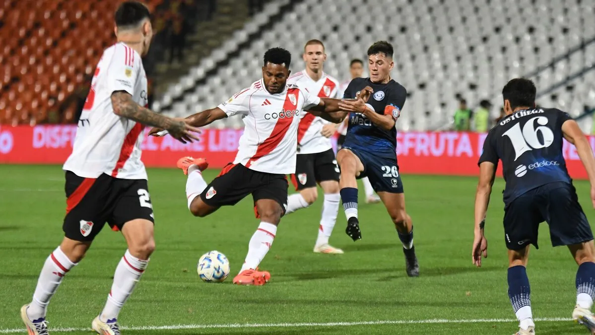 Miguel Borja Independiente Rivadavia Liga 2024 (1)