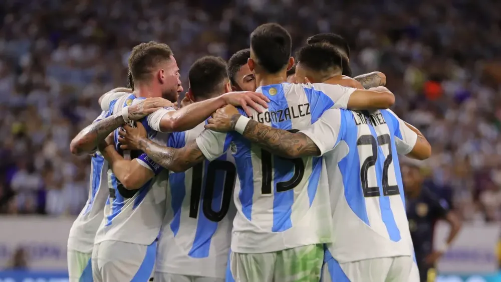 Equipo Selección Argentina abrazo gol festejo