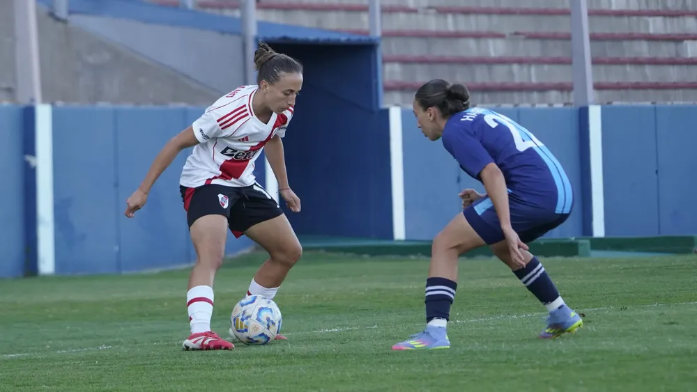 Paloma Fagiano River San Luis Femenino  (Foto: River Plate)