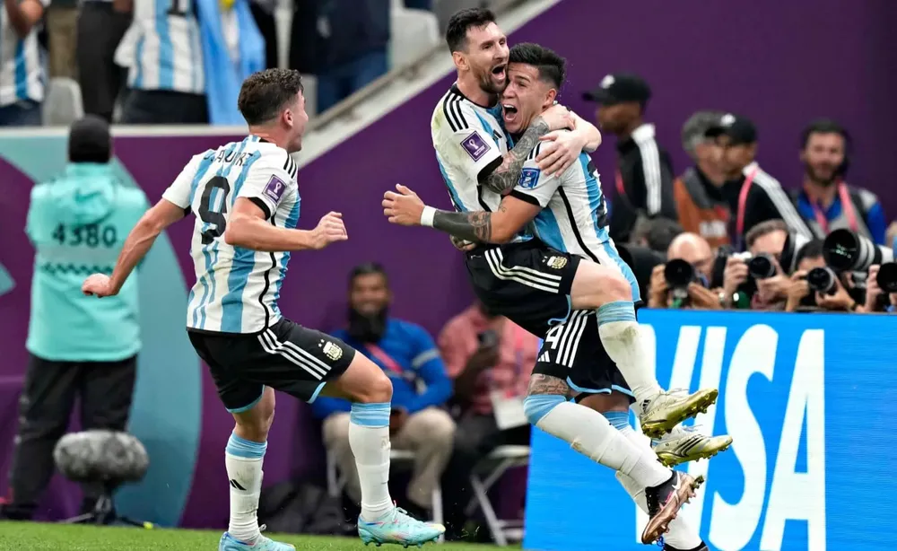 Lionel Messi Enzo Fernández Julián Álvarez
