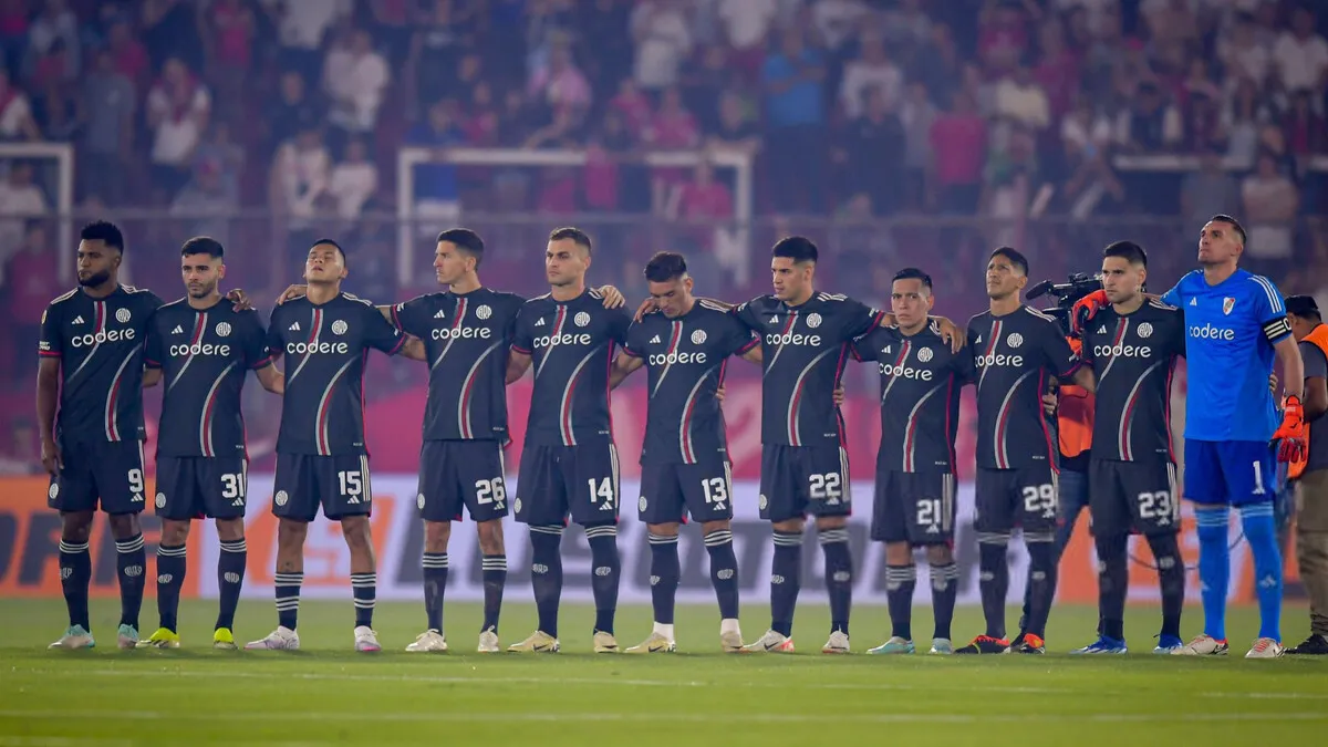 Formación River Huracán 2024