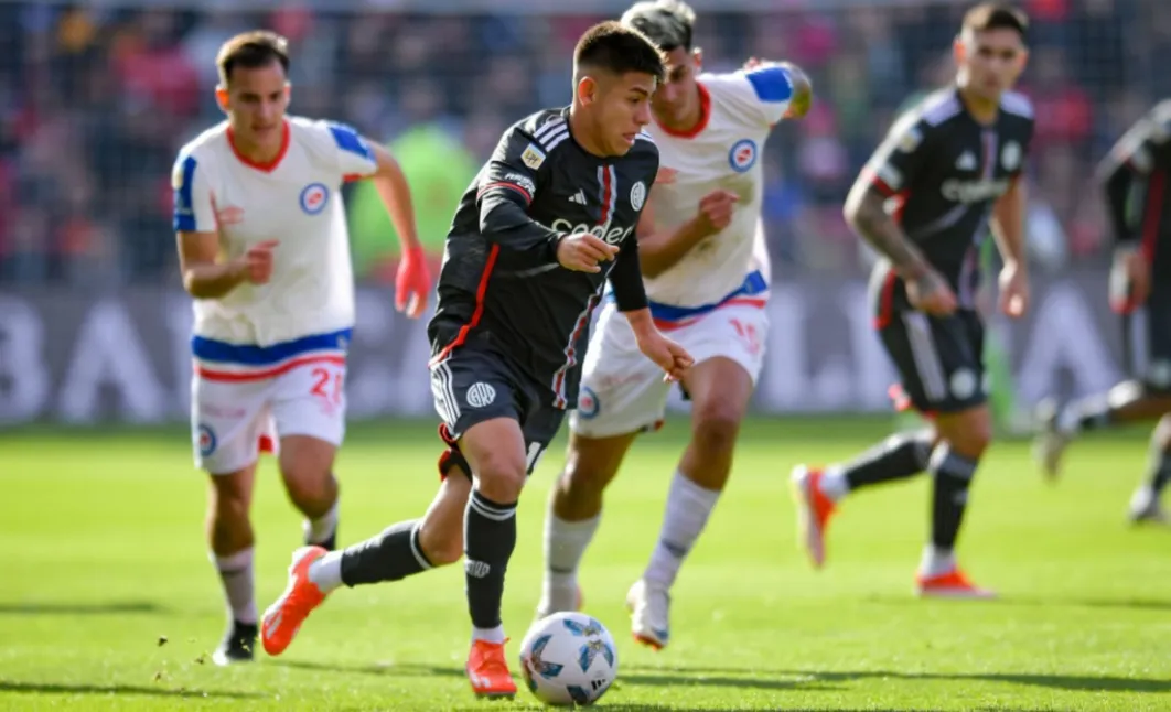 Claudio Echeverri River Argentinos Juniors