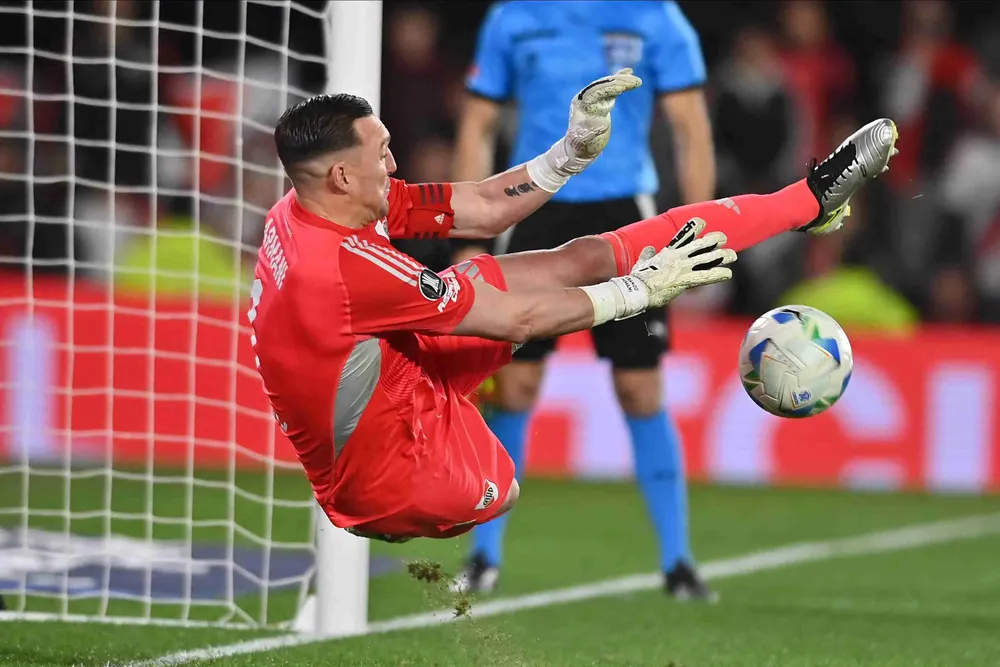 Armani tanda de penales Libertad Copa Libertadores