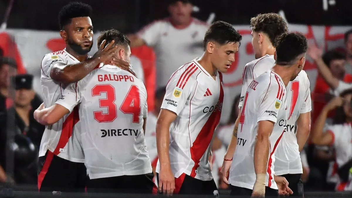 Jugadores River vs Lanús - Torneo Apertura 2025