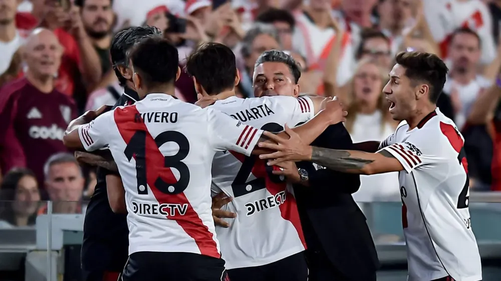 Equipo festejo gol River Gallado   (Foto. Getty Images)