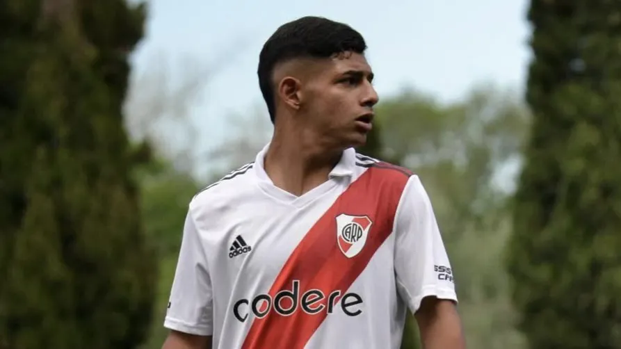Fabricio Díaz River inferiores (Foto: iobitler)