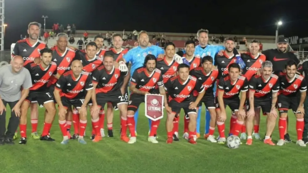 Equipo Senior River