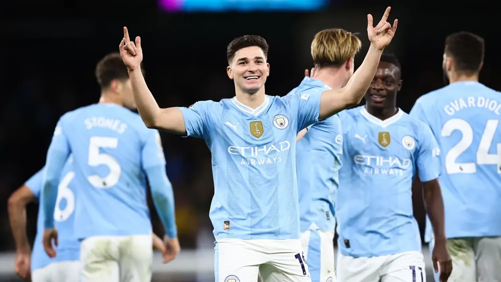 Julián Álvarez Manchester City Burnley 2024