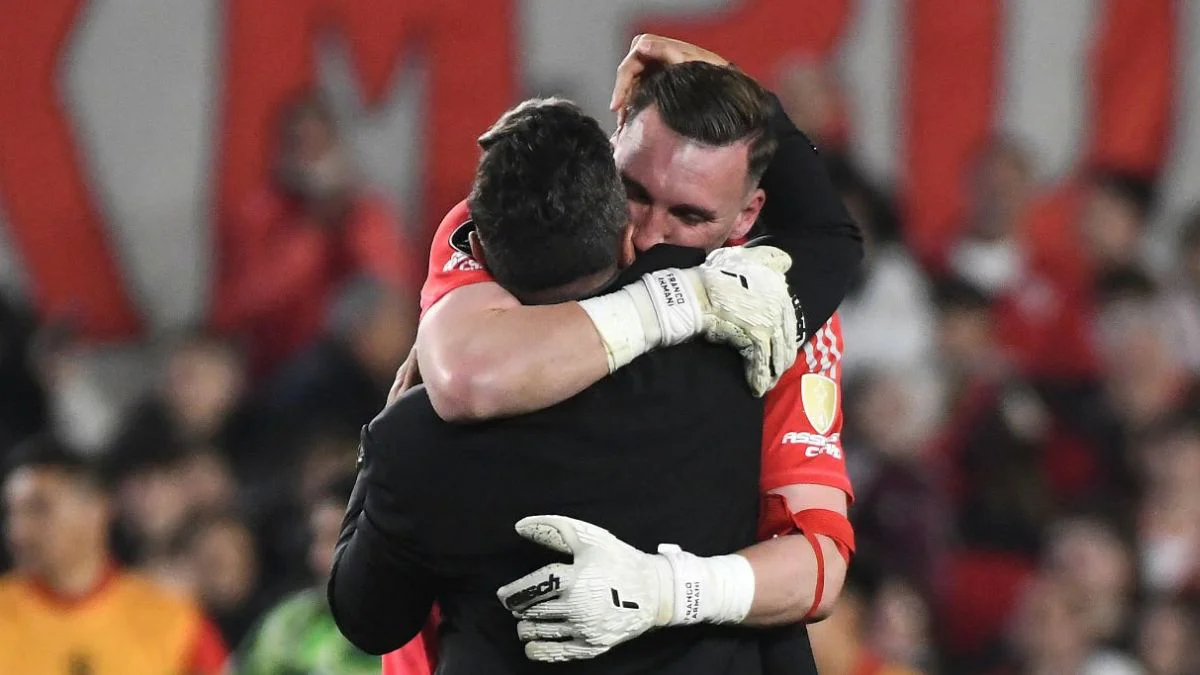 Franco Armani y Marcelo Gallardo. (Foto: Getty Images)