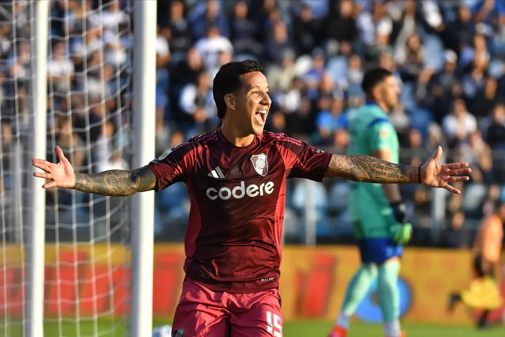 Sebastian Driussi River Plate Gimnasia