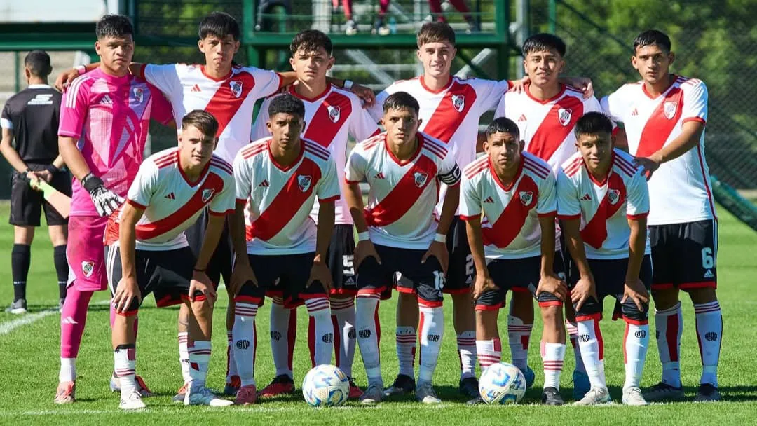 Equipo Inferiores River Ezeiza (Foto: River Plate)