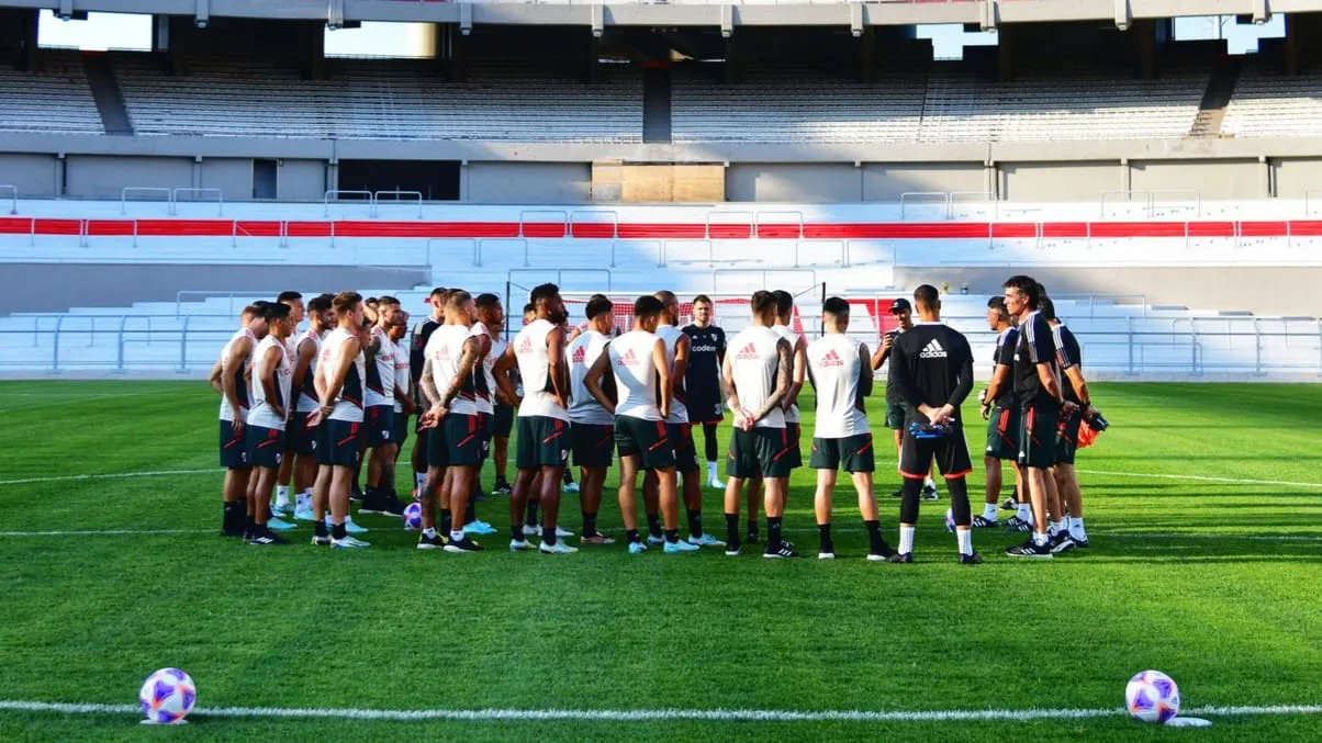 Equipo River Demichelis pretemporada estadio Monumental