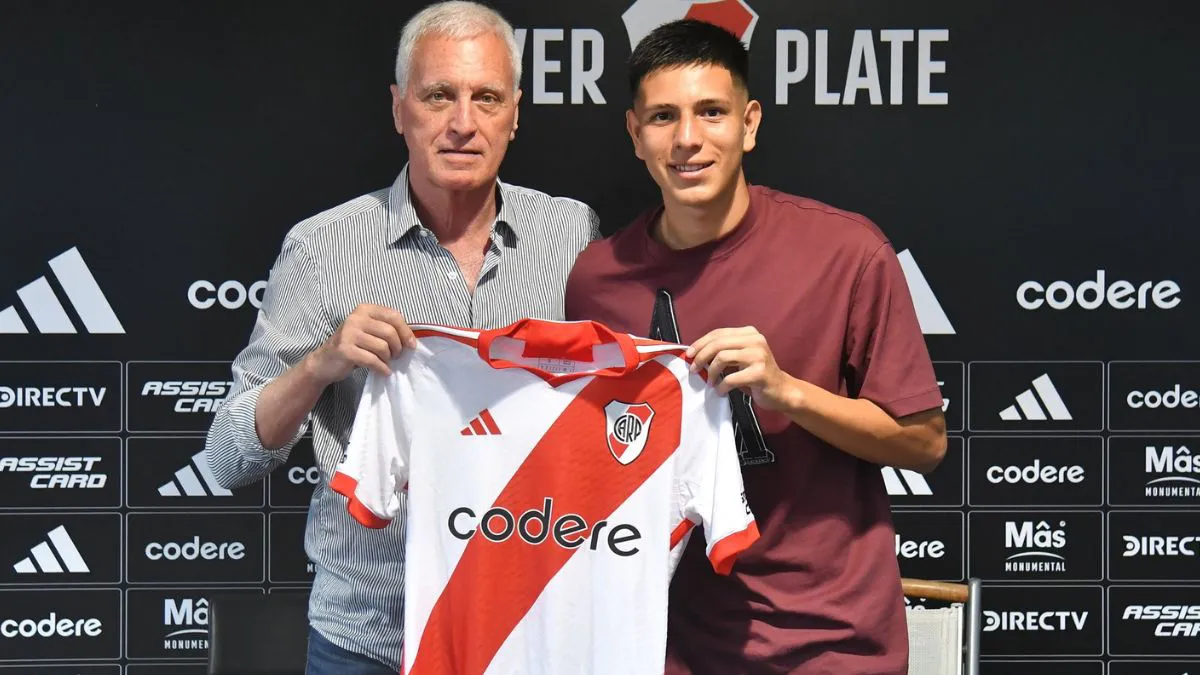 Tobías Leiva firmó contrato con River