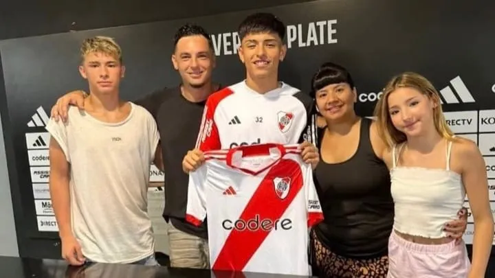 El emotivo MENSAJE de la madre de RUBERTO tras la renovación