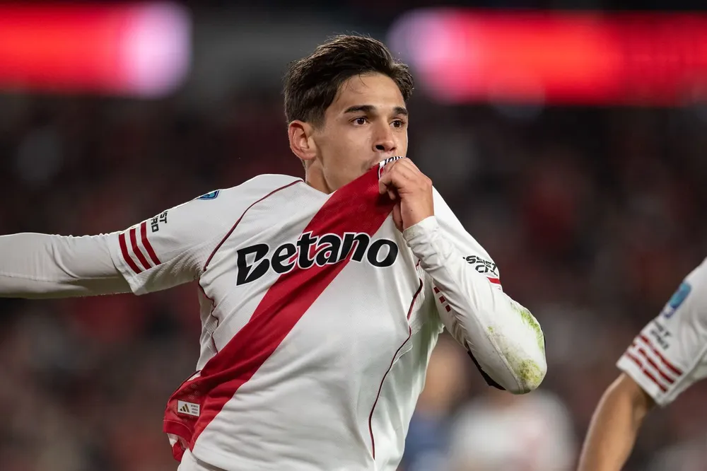 Lucas Martinez Quarta River Plate