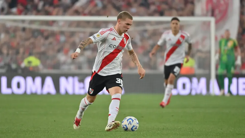 Franco Mastantuono River Monumental