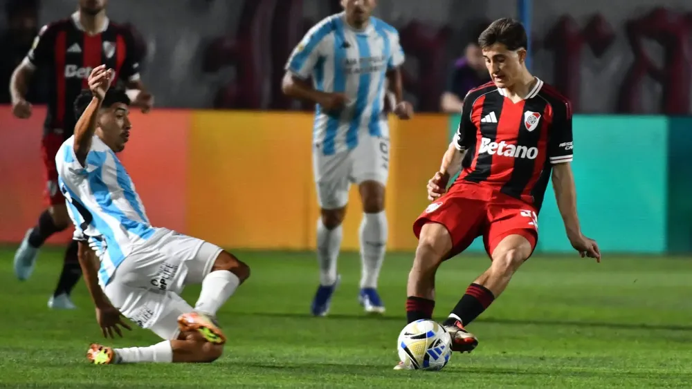 Agustín De La Cuesta debut River Primera