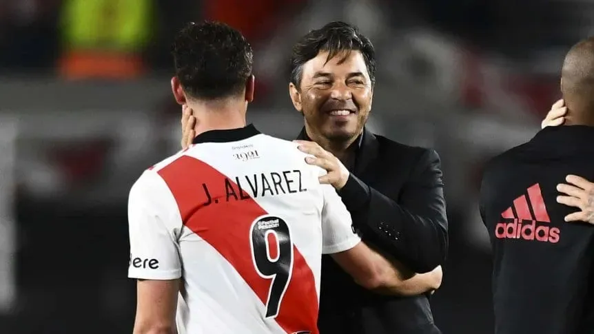 Julián Álvarez y Marcelo Gallardo