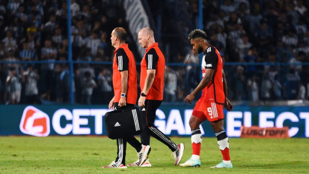 Miguel Borja lesión River Atlético Tucumán 2024 (Foto: Getty)