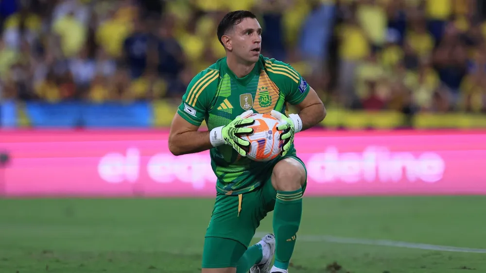 Emiliano Dibu Martínez arquero selección Argentina