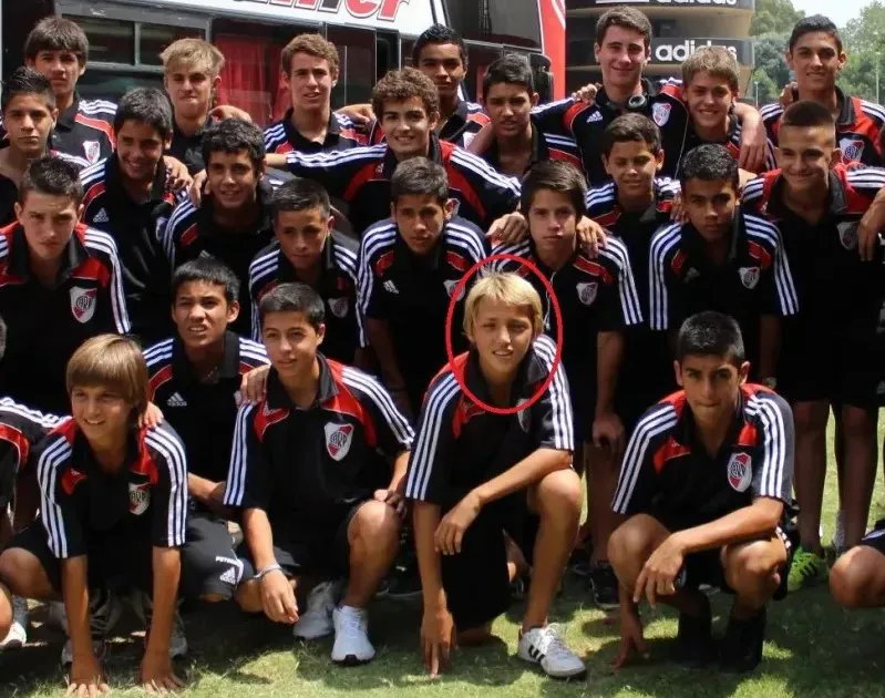 Mateo Retegui River inferiores